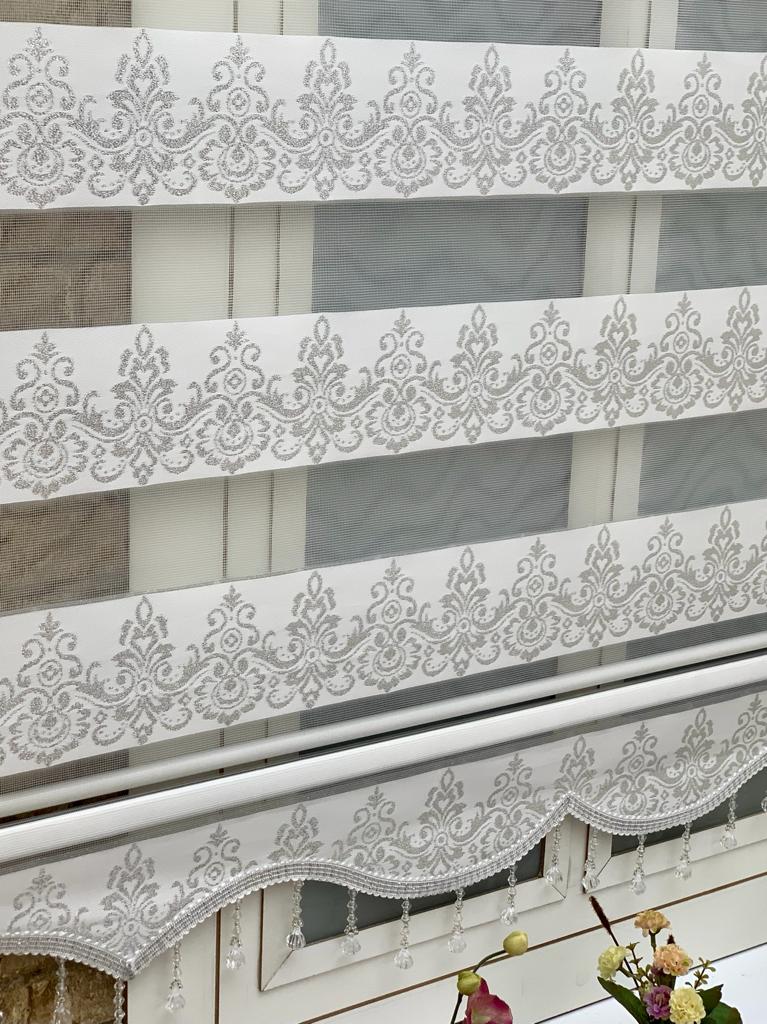 Damask Taç Nakışlı Zebra Perde 565 V01